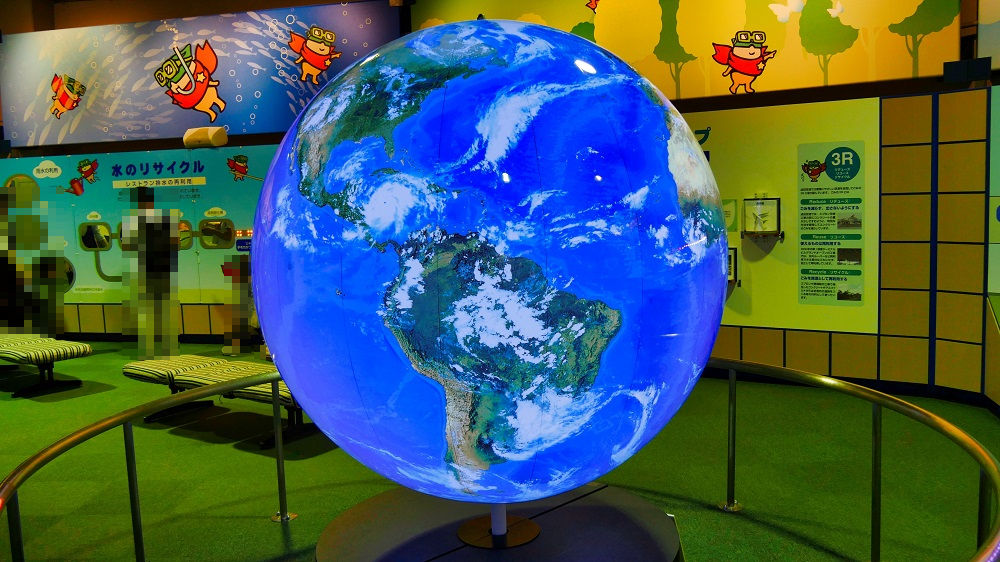 航空科学博物館の地球儀