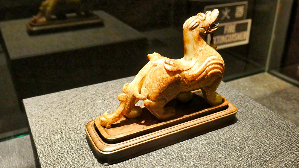 台湾国立故宮博物館玉の名品「玉辟邪」